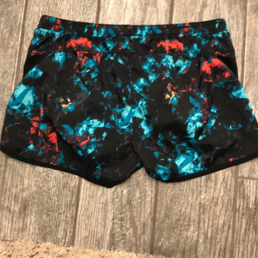 Running shorts - Picture 2 of 5